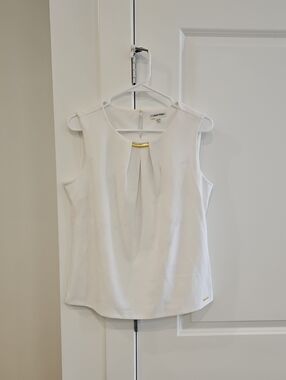 Calvin Klein White Sleeveless Keyhole Tank with Gold Accent